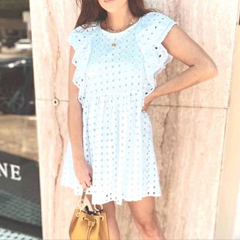 Karlie White Cotton Eyelet ShortSleeve Flutter Ruffle Sleeve Dress S
